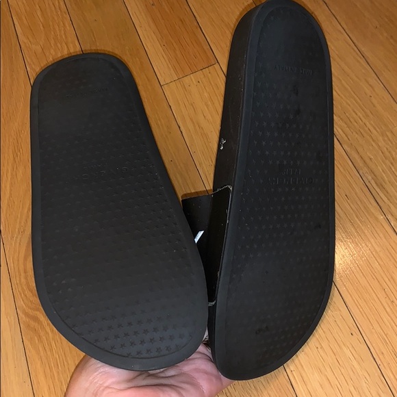 Givenchy slides - Picture 2 of 4
